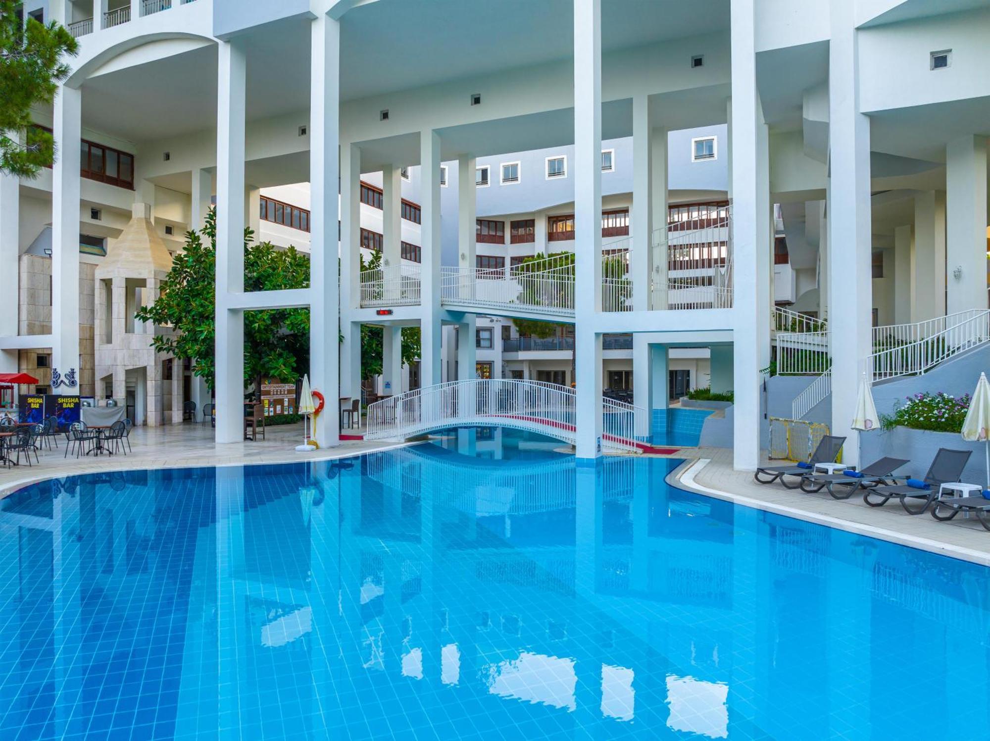 Asteria Collection Hotel 5*